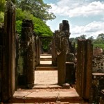 angkor_wat_ruins_siem_reap_cambodia