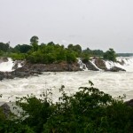 waterfall_near_four_thousand_islands_laos