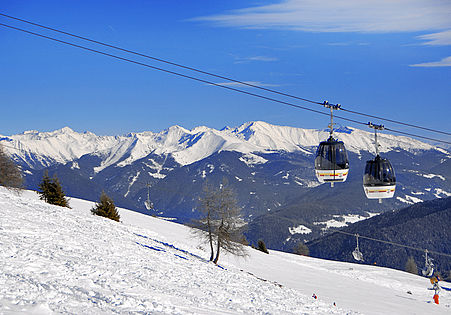 skiing