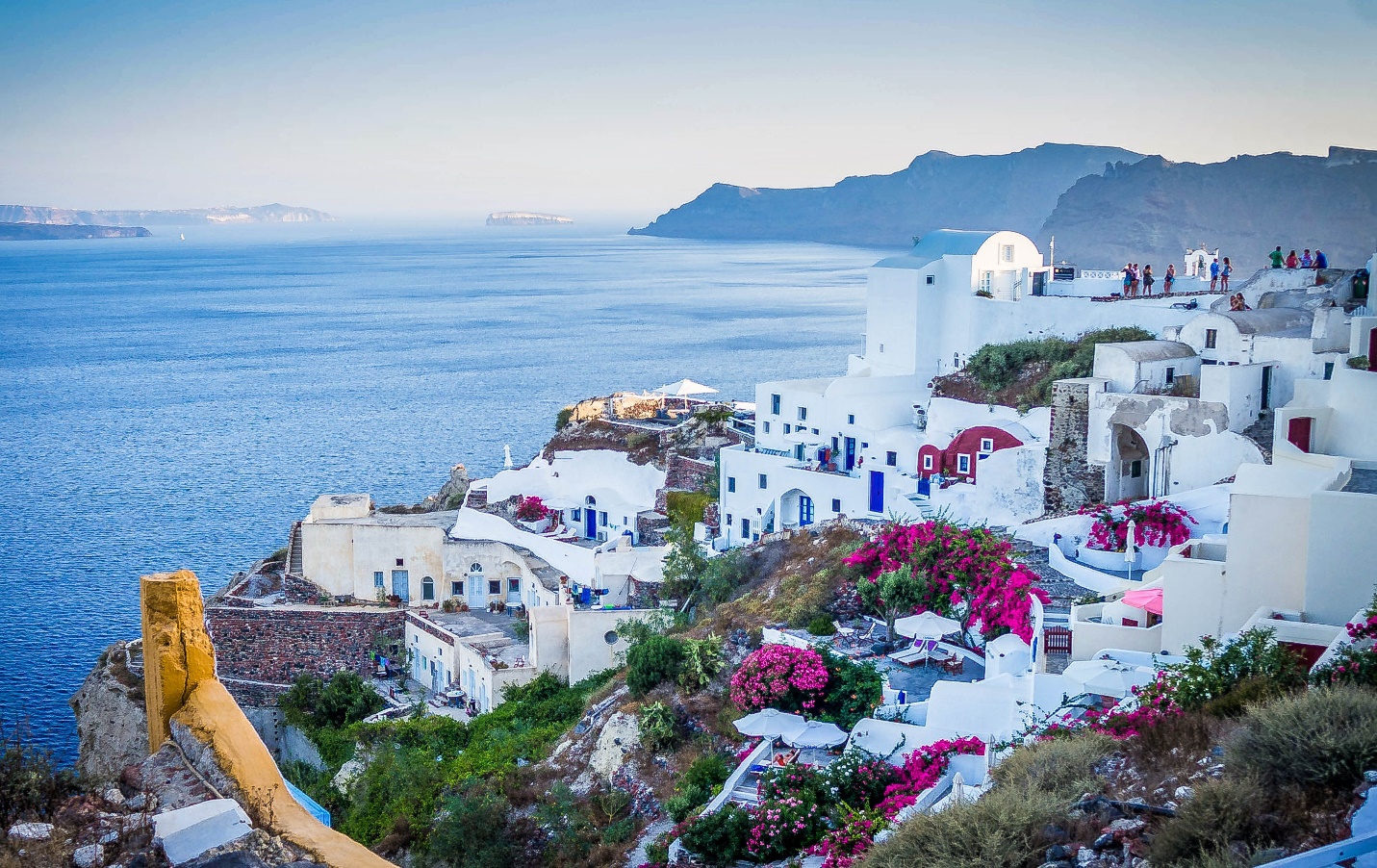 GREECE TRAVEL GUIDE