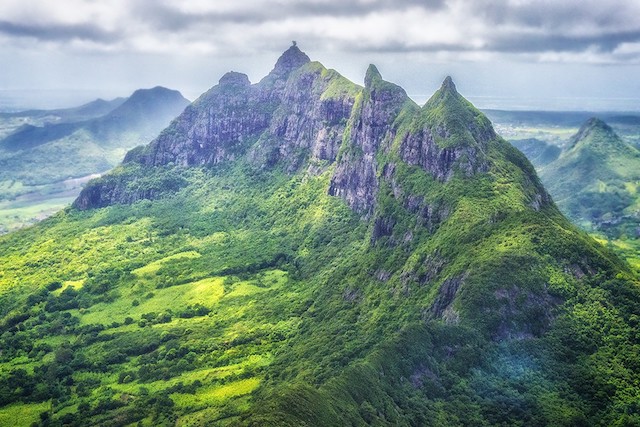 Mauritius Underwater Waterfall