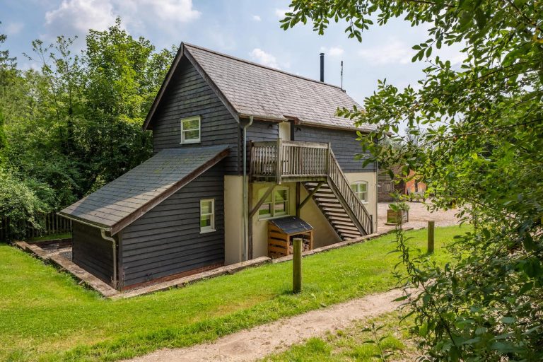 The Best Dog Friendly Cottages in Suffolk The Traveller World Guide
