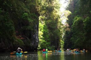 Kayaking in Ao Thalane vs Bor Thor