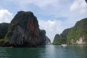 4-Island Tour vs Hong Islands